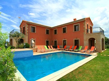 Finca mit Pool für 12 Personen Finca mit Pool für 12 Personen