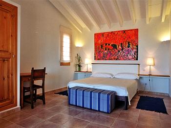 Schlafzimmer mit Doppelbett Schlafzimmer mit Doppelbett