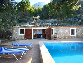 Sonnenterrasse am Pool Sonnenterrasse am Pool