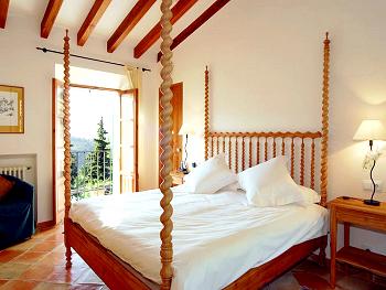 Schlafzimmer mit Balkon Schlafzimmer mit Balkon
