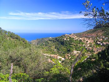 Blick auf Deia und das Meer Blick auf Deia und das Meer