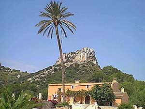 Land-Hotel auf Mallorca ruhig gelegen Land-Hotel auf Mallorca ruhig gelegen