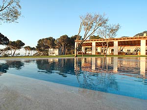 Finca-Hotel am Meer mit Pool auf Mallorca
