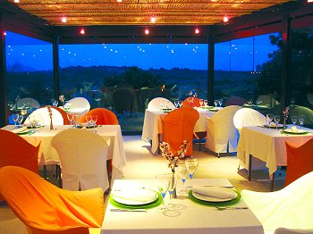 Restaurant mit Panoramablick Restaurant mit Panoramablick