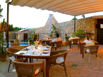 Große überdachte Terrasse Große überdachte Terrasse