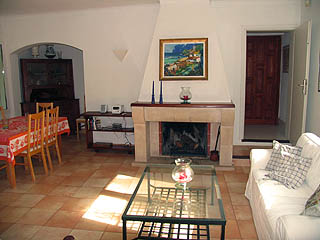 Wohnzimmer mit Kamin Wohnzimmer mit Kamin