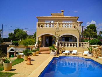 Finca mit Pool und Klimaanlage Finca mit Pool und Klimaanlage