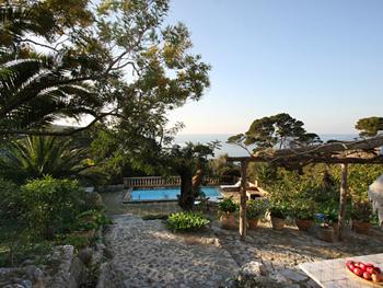 Pool und Garten Pool und Garten