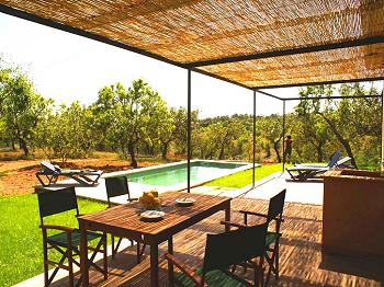 Ferienhaus mit Pool Ferienhaus mit Pool