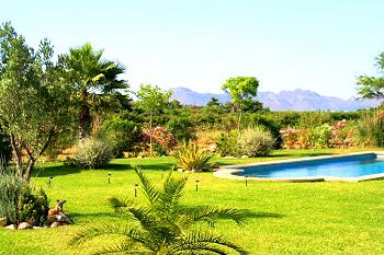 Studio mit Pool