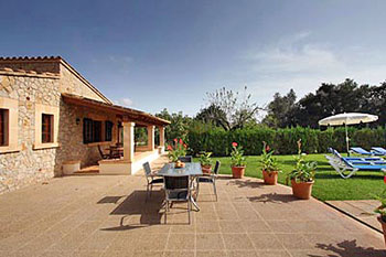 Terrasse mit Terrassenmöbel Terrasse mit Terrassenmöbel