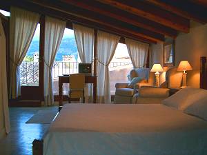 Schlafzimmer mit Doppelbett Schlafzimmer mit Doppelbett