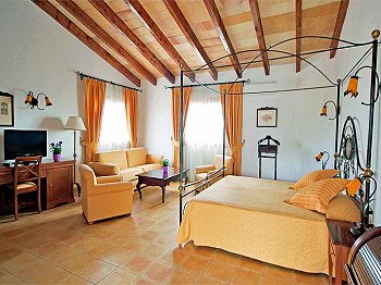 Junior-Suite mit Klimaanlage und Internet Junior-Suite mit Klimaanlage und Internet