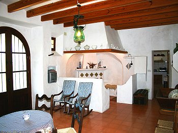 Wohnzimmer mit Kaminecke Wohnzimmer mit Kaminecke