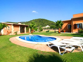 Pool und Grillhaus Pool und Grillhaus