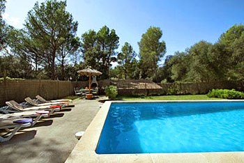 Liegen am Pool Liegen am Pool