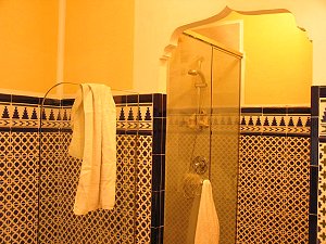 Bad mit Dusche Bad mit Dusche