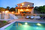 Familienurlaub im Ferienhaus mit Pool (Nr. 0641)