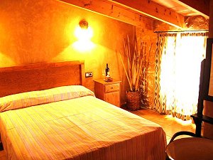 Schlafzimmer mit Doppelbett Schlafzimmer mit Doppelbett