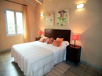 Schlafzimmer mit Klimaanlage