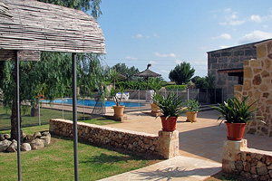 Eingezäunter Pool Eingezäunter Pool