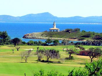Leuchtturm auf der Insel Alcanada - Bucht von Alcudia Leuchtturm auf der Insel Alcanada - Bucht von Alcudia