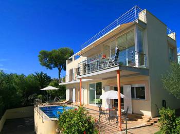 Ferienhaus mit Pool in Alcanda Ferienhaus mit Pool in Alcanda