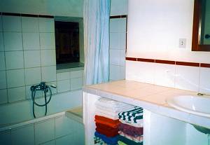 Bad mit Wanne Bad mit Wanne
