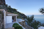 Ferienhaus in Hanglage direkt an der Cala Deia, Mallorca
