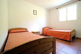 Schlafzimmer mit Einzelbetten