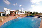 Menorca Ferienhaus mit Pool auf gro&szlig;em Grundst&uuml;ck