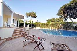 Poolterrasse