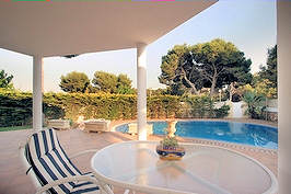 Poolterrasse