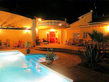Ferienvilla mit Pool