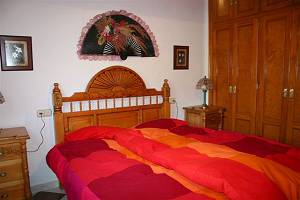 Schlafzimmer mit Doppelbett