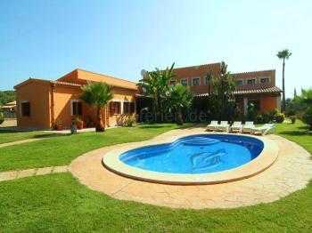 Villa mit Klimaanlage für 8 Personen