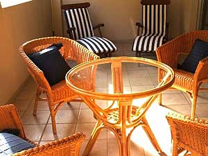Moeblierte Terrasse