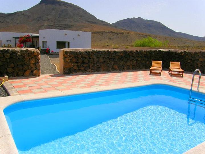 Fuerteventura Urlaub im Ferienhaus mit Pool — Ferienhaus