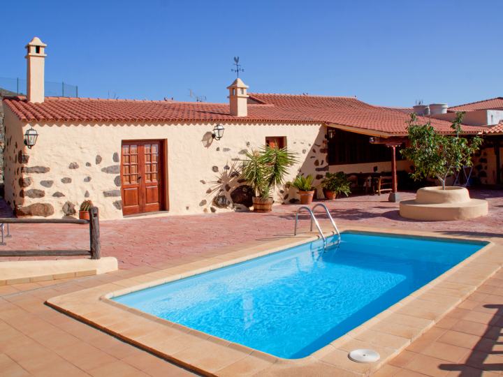 Finca mit Pool — Finca