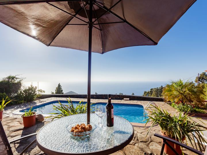 Ferienhaus mit Pool auf La Palma — Ferienhaus