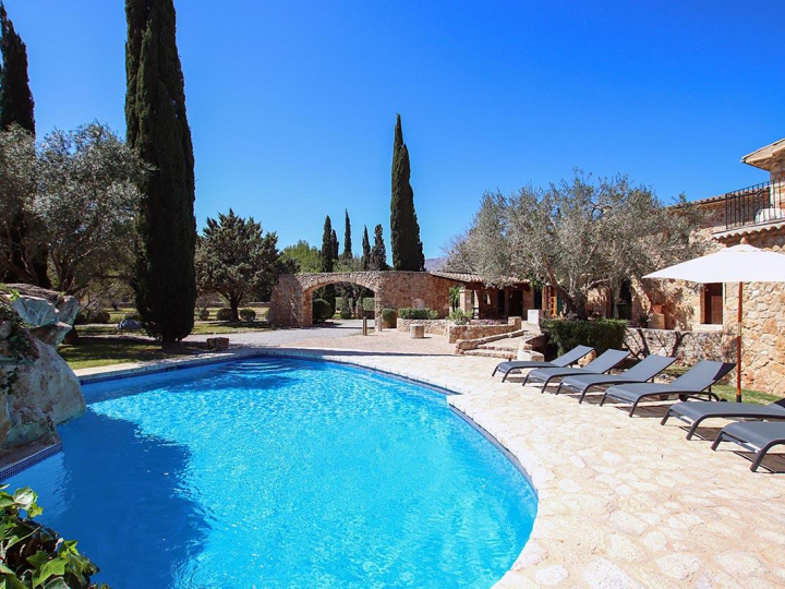 Finca für Familien mit großem Grundstück bei Pollenca — Finca