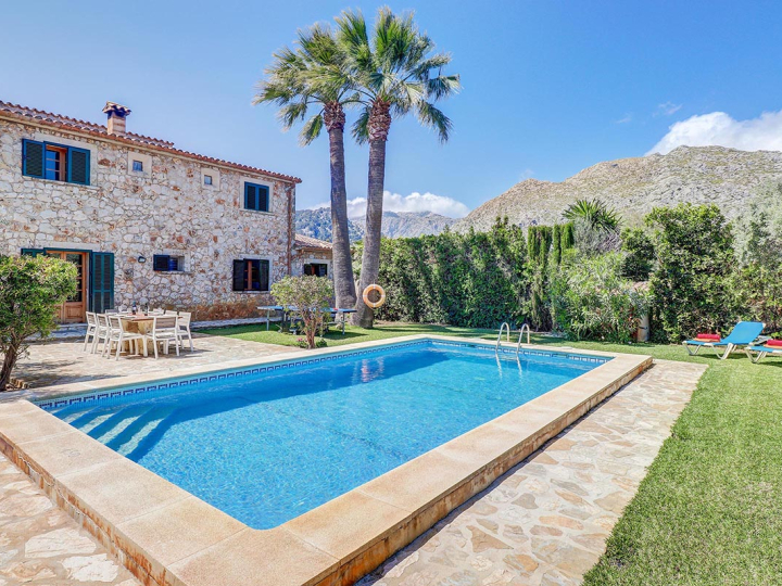 Finca bei Pollença für 8 Personen — Finca