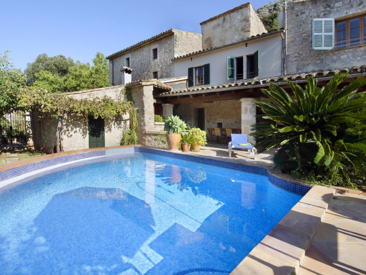 Pool, Internet, fußnahe Lage — Finca