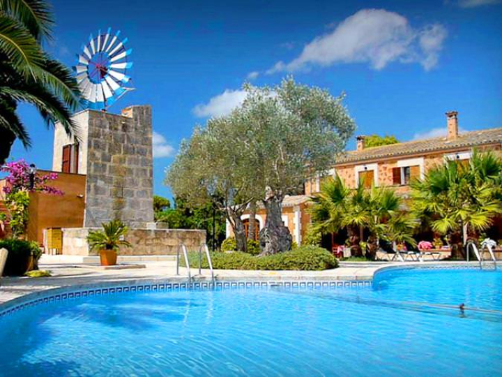 Finca-Hotel mit W-LAN und Pool — Hotel