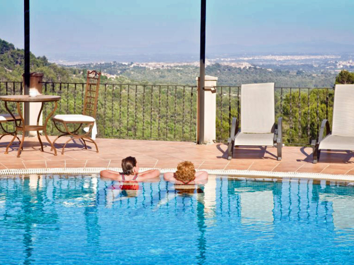 Fincahotel mit Pool und Klimaanlage — Hotel