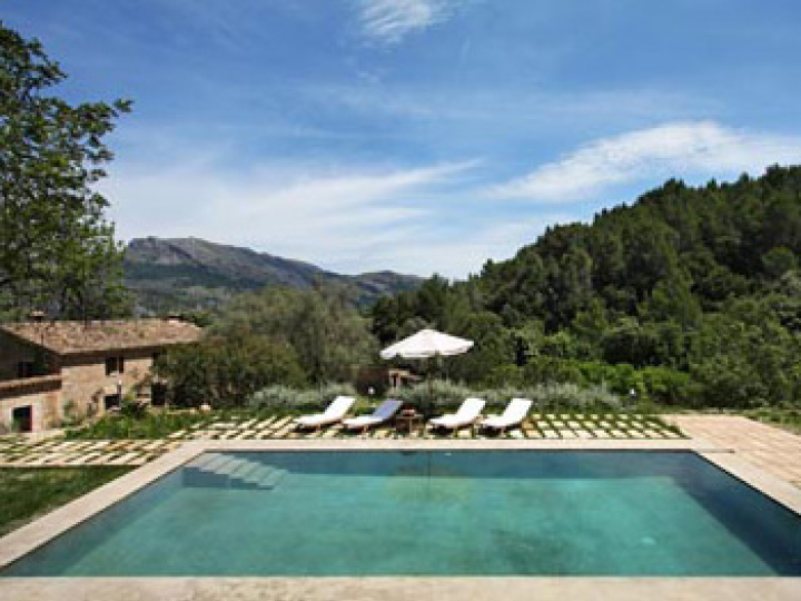 Finca mit Pool bei Pollença — Finca