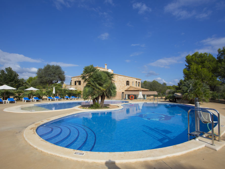 Klimatisierte Villa mit Pool-  — Villa