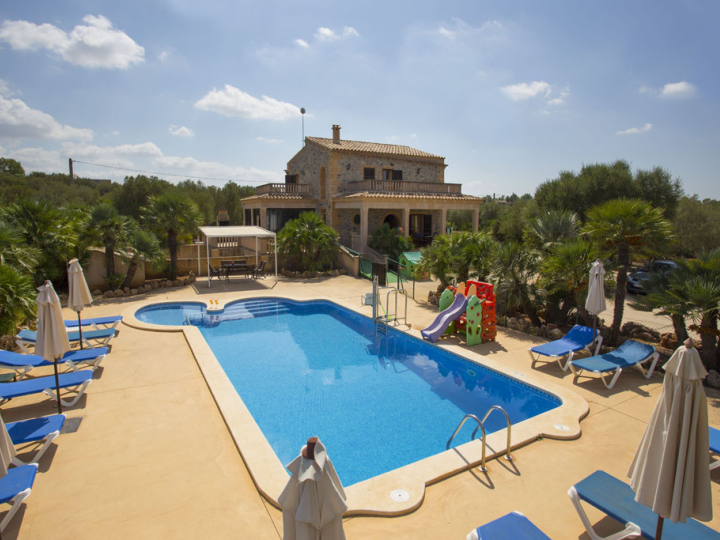 Finca-Urlaub Mallorca — Ferienhaus