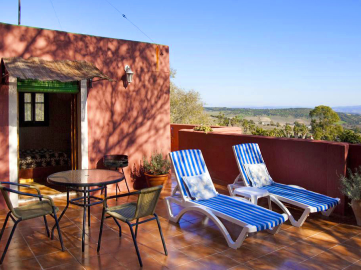 Kleine Ferienanlage mit Pool — Ferienwohnung
