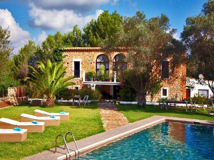 Finca mit Pool und Gästehaus — Finca